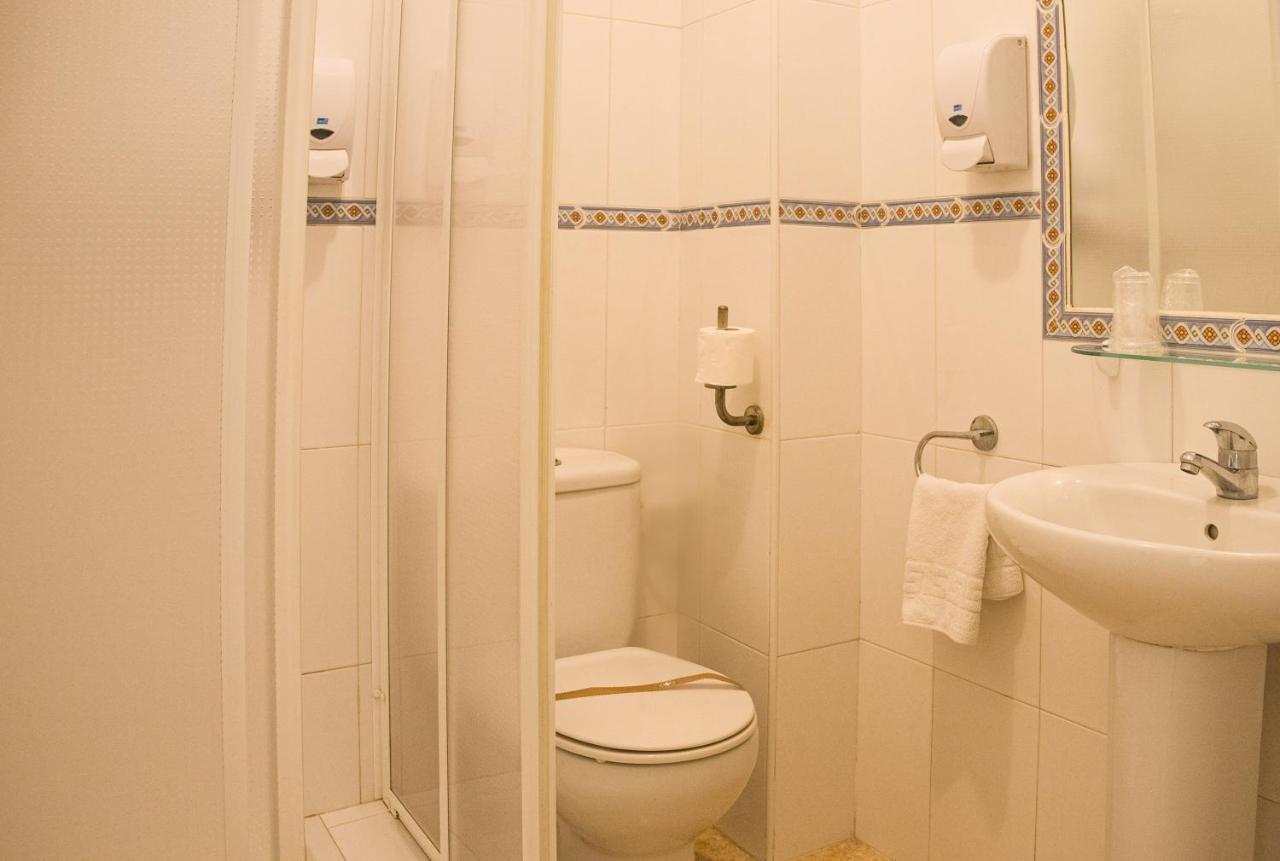 Hostal Patio Andaluz Punta Umbría Εξωτερικό φωτογραφία